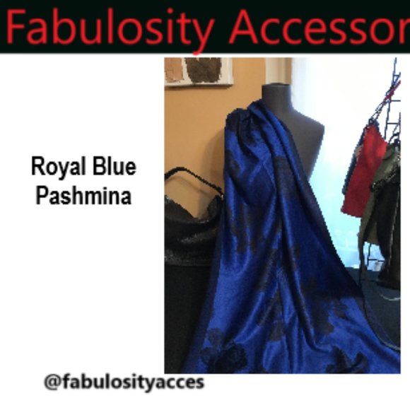 Join Me on the Posh Love Bus Tour - Picture 8 of 10